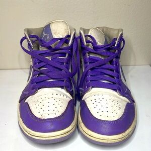 Jordan 1 retro mids grape sail purple size 7